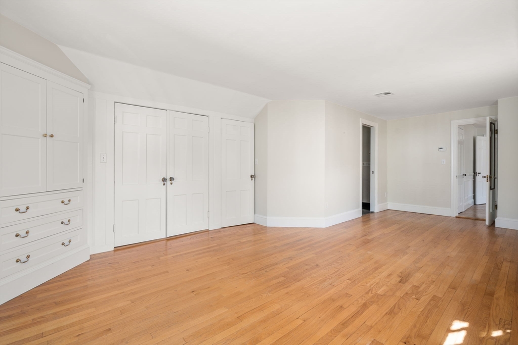 22 Lafayette Circle Wellesley, MA 02482 - Photo 22 of 30