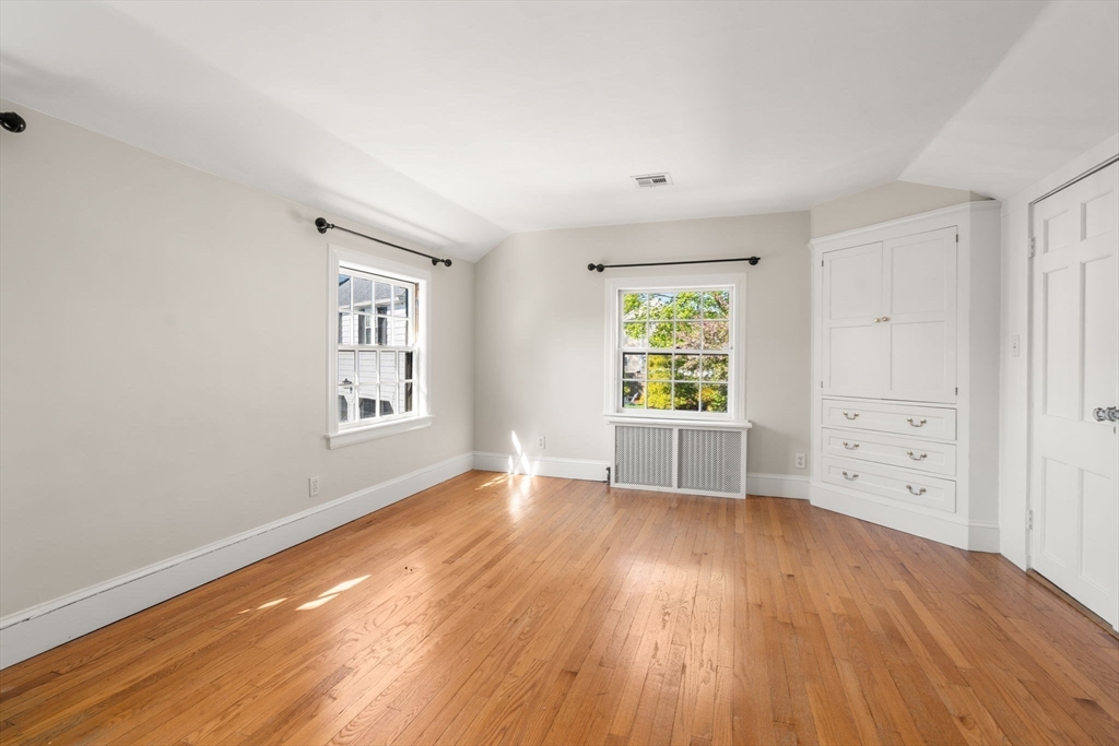 22 Lafayette Circle Wellesley, MA 02482 - Photo 23 of 30