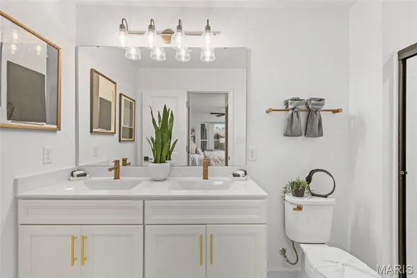 $294,900 | 2 Aspen Ii At Riverstone, Florissant, MO 63031