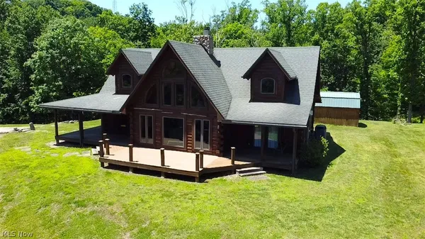 $979,000 | 37473 Highway 7, Newport, OH 45768