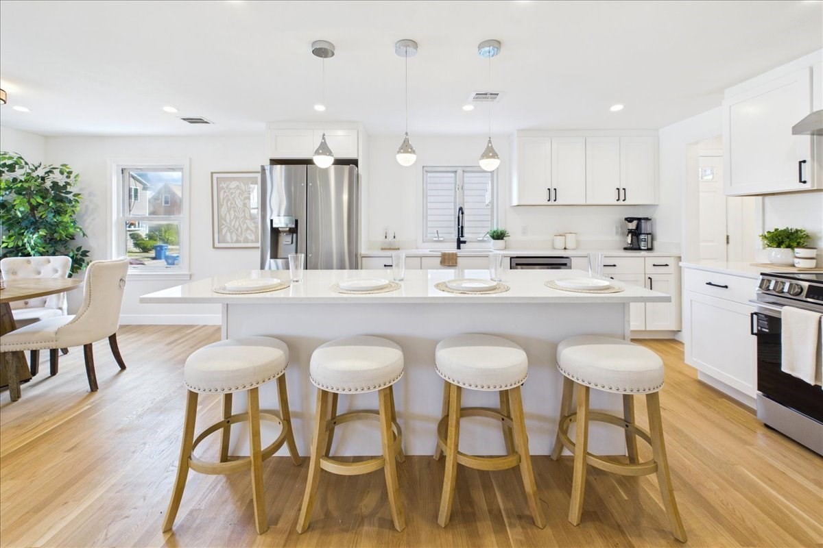 40 Dix Street Waltham, MA 02453 - Photo 13 of 28 Gallery Image 13