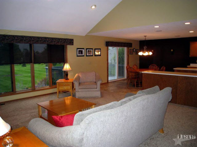 11102 Schlatter Road Spencerville, IN 46788 - Photo 2 of 23 Gallery Image 2