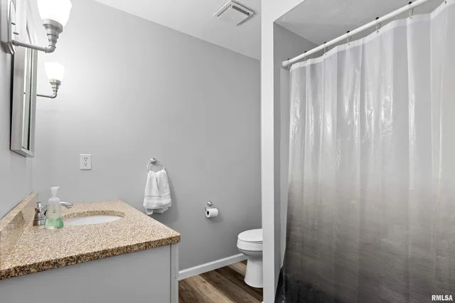 $189,000 | 3923 North Melcosta Drive, Peoria, IL 61615