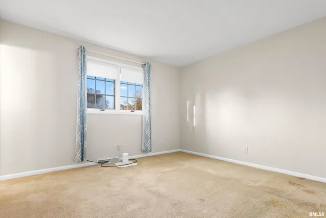 $189,000 | 3923 North Melcosta Drive, Peoria, IL 61615