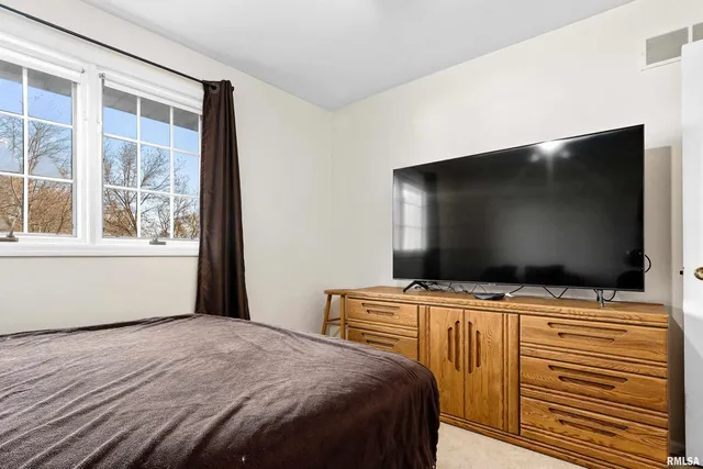 $189,000 | 3923 North Melcosta Drive, Peoria, IL 61615