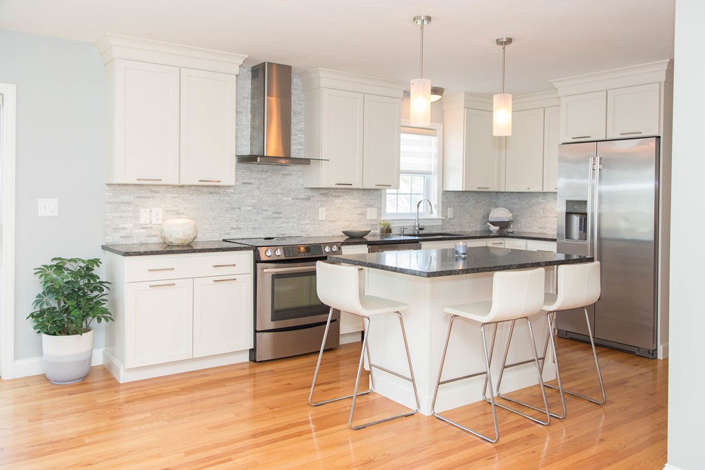 15 Bog View Road Kingston, MA 02364 - Photo 8 of 23 Gallery Image 8