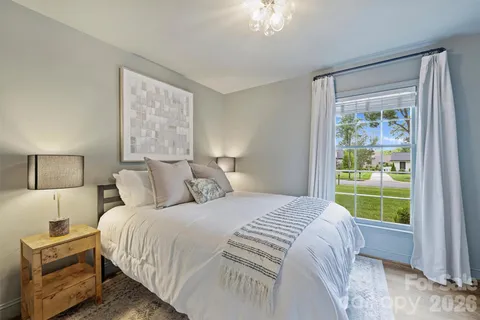 $1,400,000 | 601 Lansdowne Road, Charlotte, NC 28270