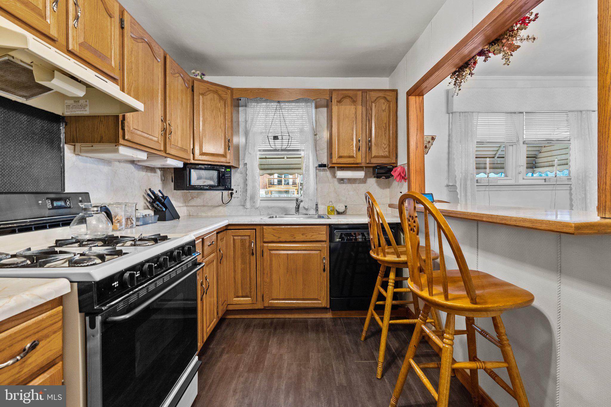 7156 Erdrick Street Philadelphia, PA 19135 - Photo 8 of 28