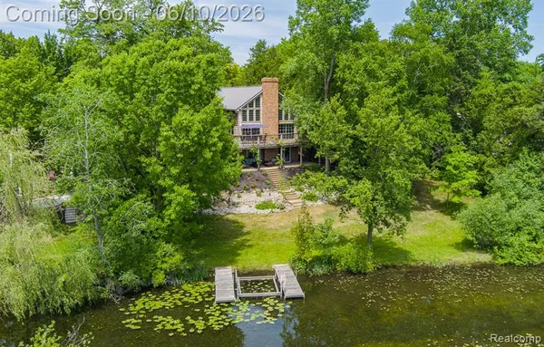 $724,900 | 4780 Hillcrest Drive, Clarkston, MI 48346
