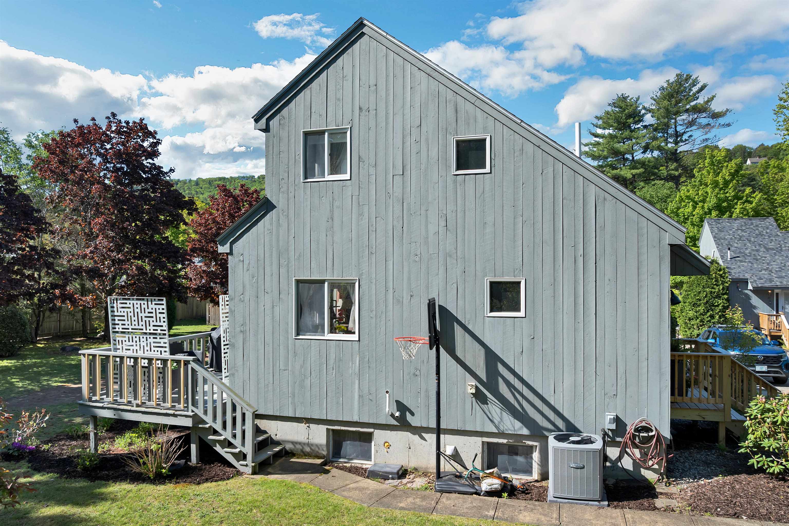 6 Cumberland Road, Unit 31 Gilford, NH 03249 - Photo 39 of 48