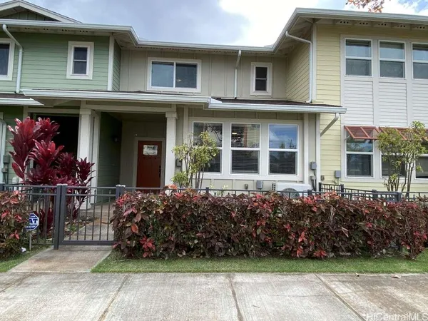 $3,500 | 550 Kamaaha Avenue, Unit 105, Kapolei, HI 96707