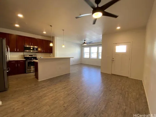 $3,500 | 550 Kamaaha Avenue, Unit 105, Kapolei, HI 96707