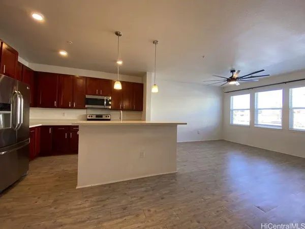 $3,500 | 550 Kamaaha Avenue, Unit 105, Kapolei, HI 96707