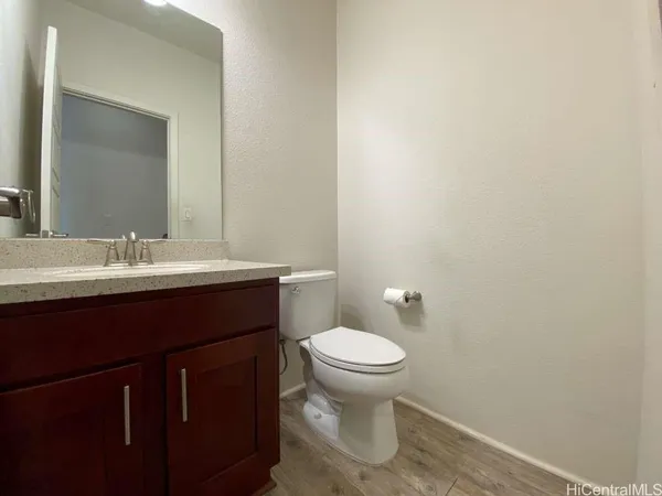 $3,500 | 550 Kamaaha Avenue, Unit 105, Kapolei, HI 96707
