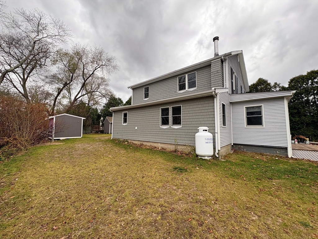 951 Dickinson Street Fall River, MA 02721 - Photo 3 of 19