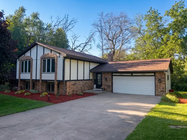 $399,900 | 1921 194th Avenue Northeast, Cedar, MN 55011