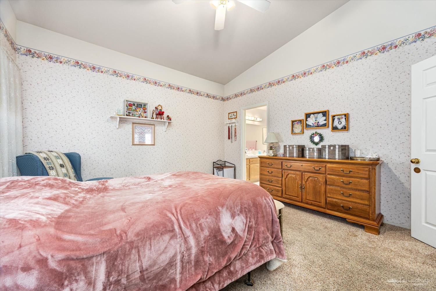 321 Apple Way Tehachapi, CA 93561 - Photo 25 of 40 Gallery Image 25