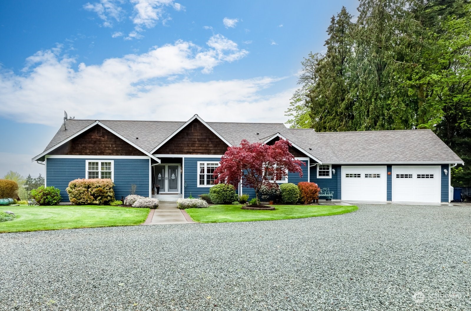 11200 Sahalie Road La Conner, WA 98257 - Photo 2 of 40 Gallery Image 2