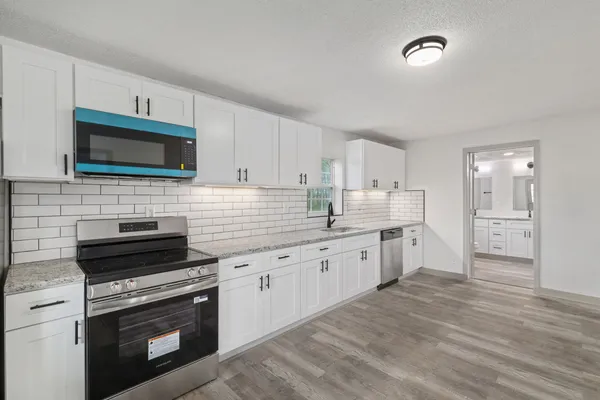 $1,350 | 469 Robertson Road, Lawrenceburg, TN 38464