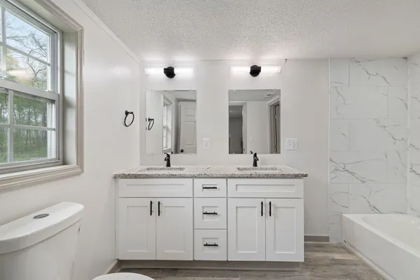 $1,350 | 469 Robertson Road, Lawrenceburg, TN 38464