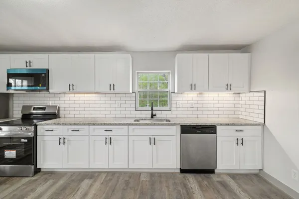 $1,350 | 469 Robertson Road, Lawrenceburg, TN 38464