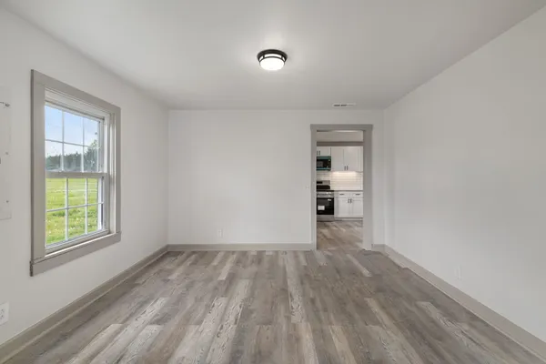 $1,350 | 469 Robertson Road, Lawrenceburg, TN 38464