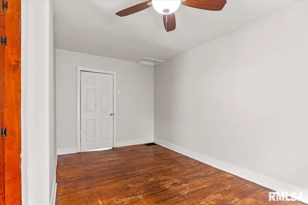 $84,900 | 2021 North Peoria Road, Springfield, IL 62702