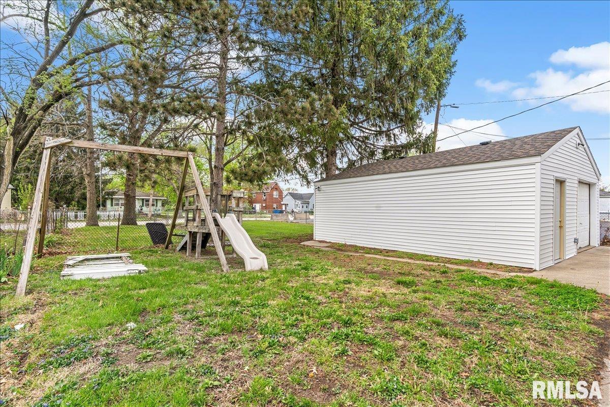 2021 North Peoria Road Springfield, IL 62702 - Photo 27 of 33