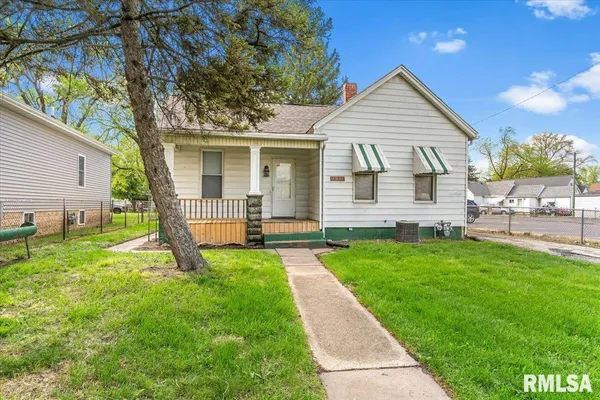 $84,900 | 2021 North Peoria Road, Springfield, IL 62702