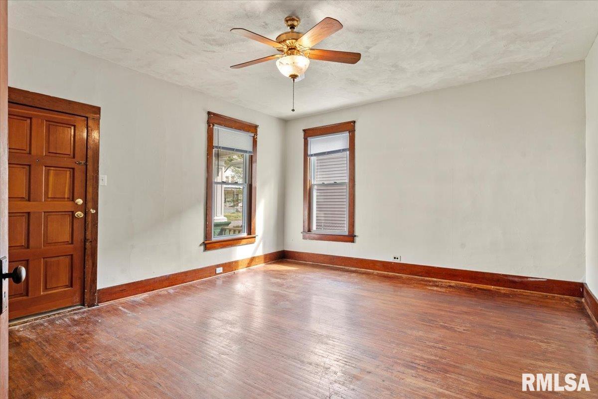 2021 North Peoria Road Springfield, IL 62702 - Photo 6 of 33