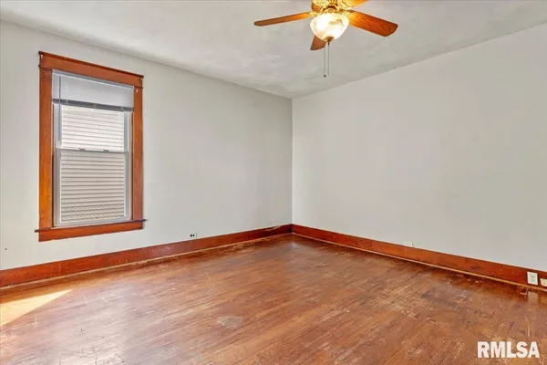 $84,900 | 2021 North Peoria Road, Springfield, IL 62702