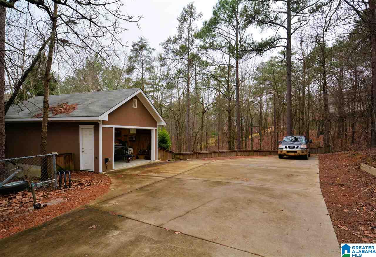 41 Foxfire Circle Pelham, AL 35124 - Photo 2 of 42