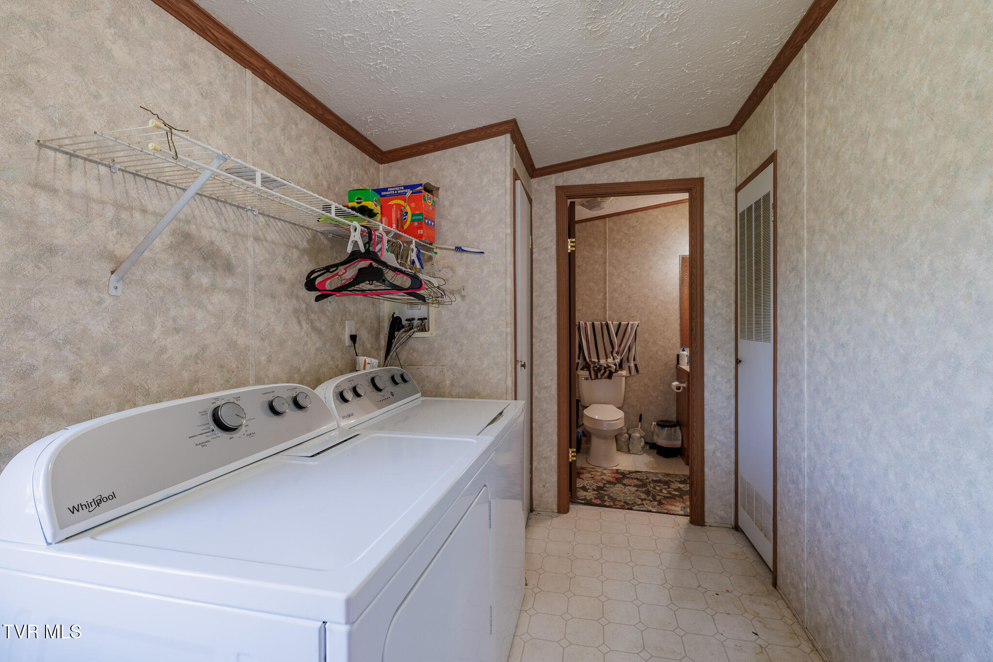 985 Old Stage Road Greeneville, TN 37745 - Photo 15 of 29 1R9A4911-HDR