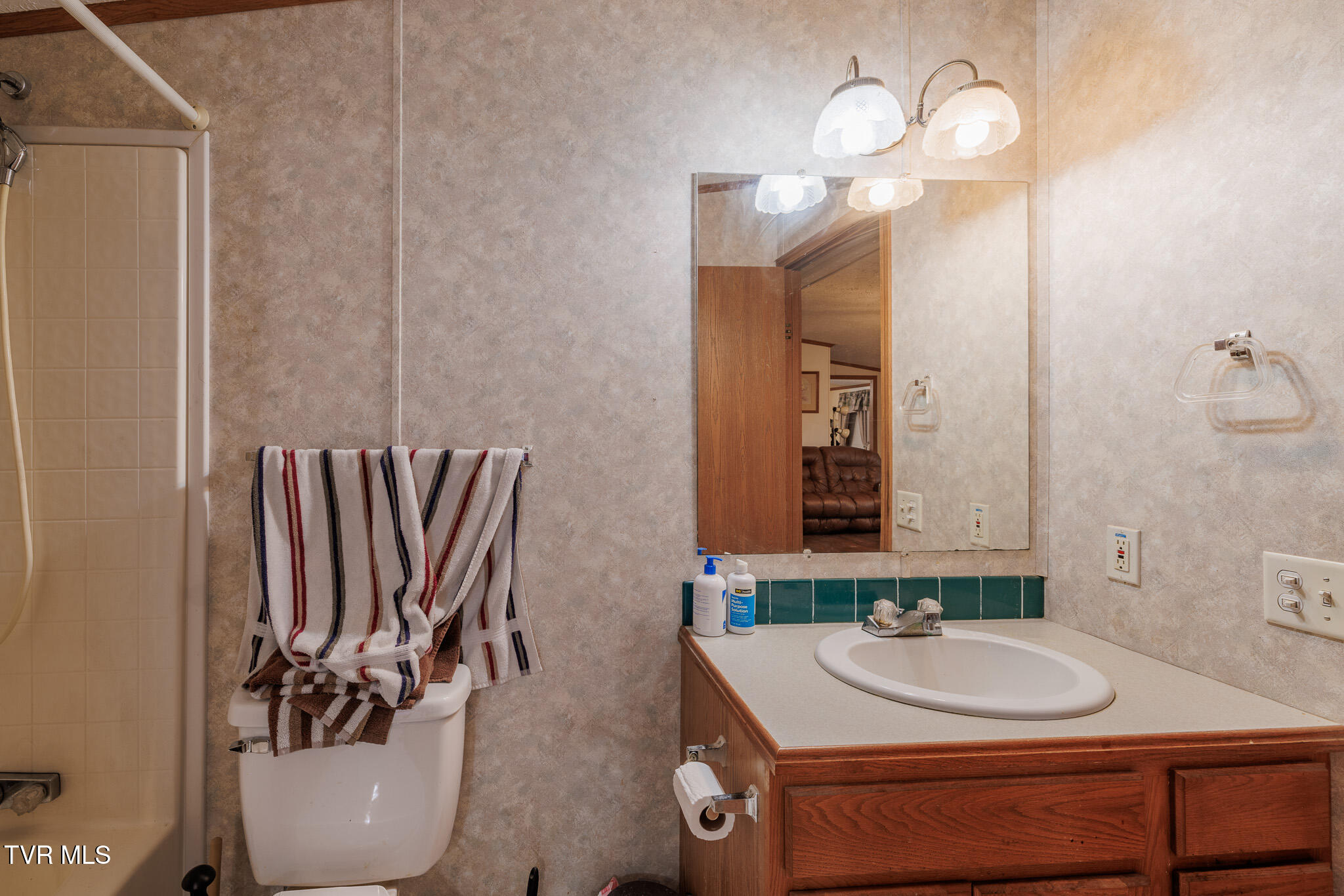 985 Old Stage Road Greeneville, TN 37745 - Photo 16 of 29 1R9A4914-HDR