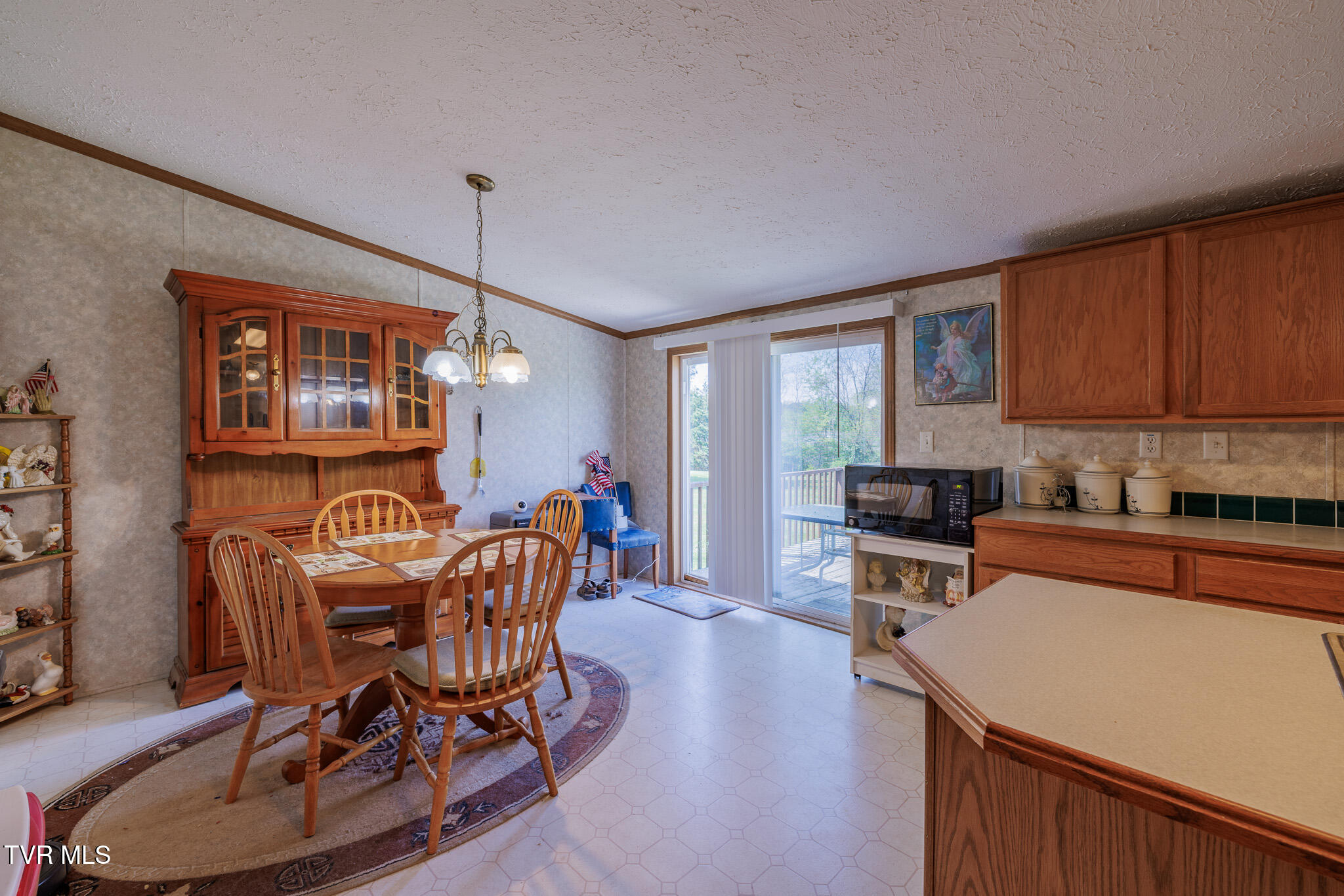 985 Old Stage Road Greeneville, TN 37745 - Photo 7 of 29 1R9A4884-HDR