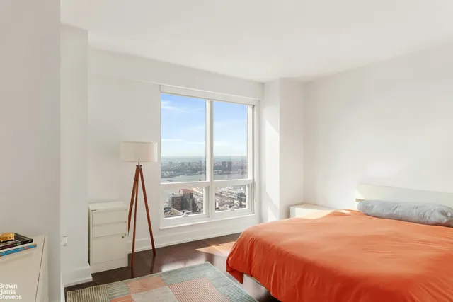 $1,395,000 | 350 West 42nd Street, Unit 60A | Hell's Kitchen