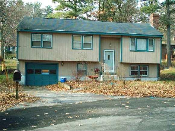 7 Cardiff Road Nashua, NH 03062 - Photo 1 of 1