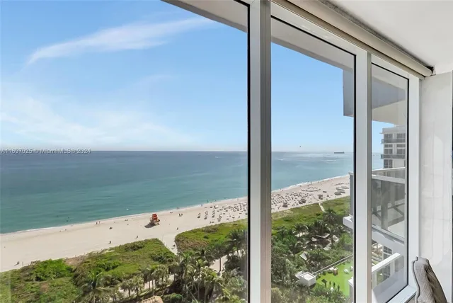 $9,000 | 2401 Collins Avenue, Unit 1902, Miami Beach, FL 33140