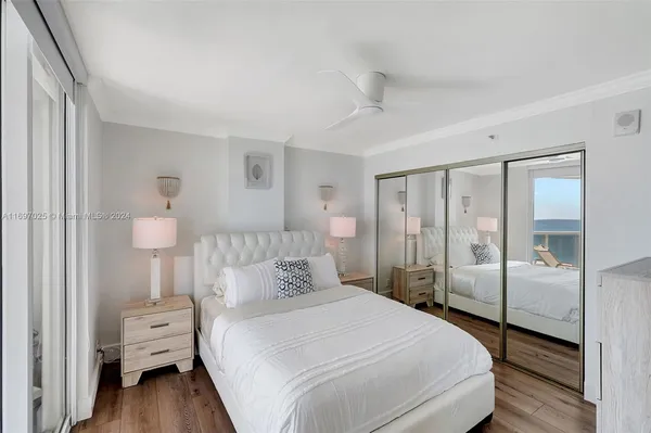 $7,790 | 2401 Collins Avenue, Unit 1902, Miami Beach, FL 33140