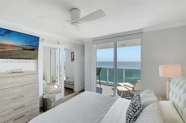 $7,790 | 2401 Collins Avenue, Unit 1902, Miami Beach, FL 33140