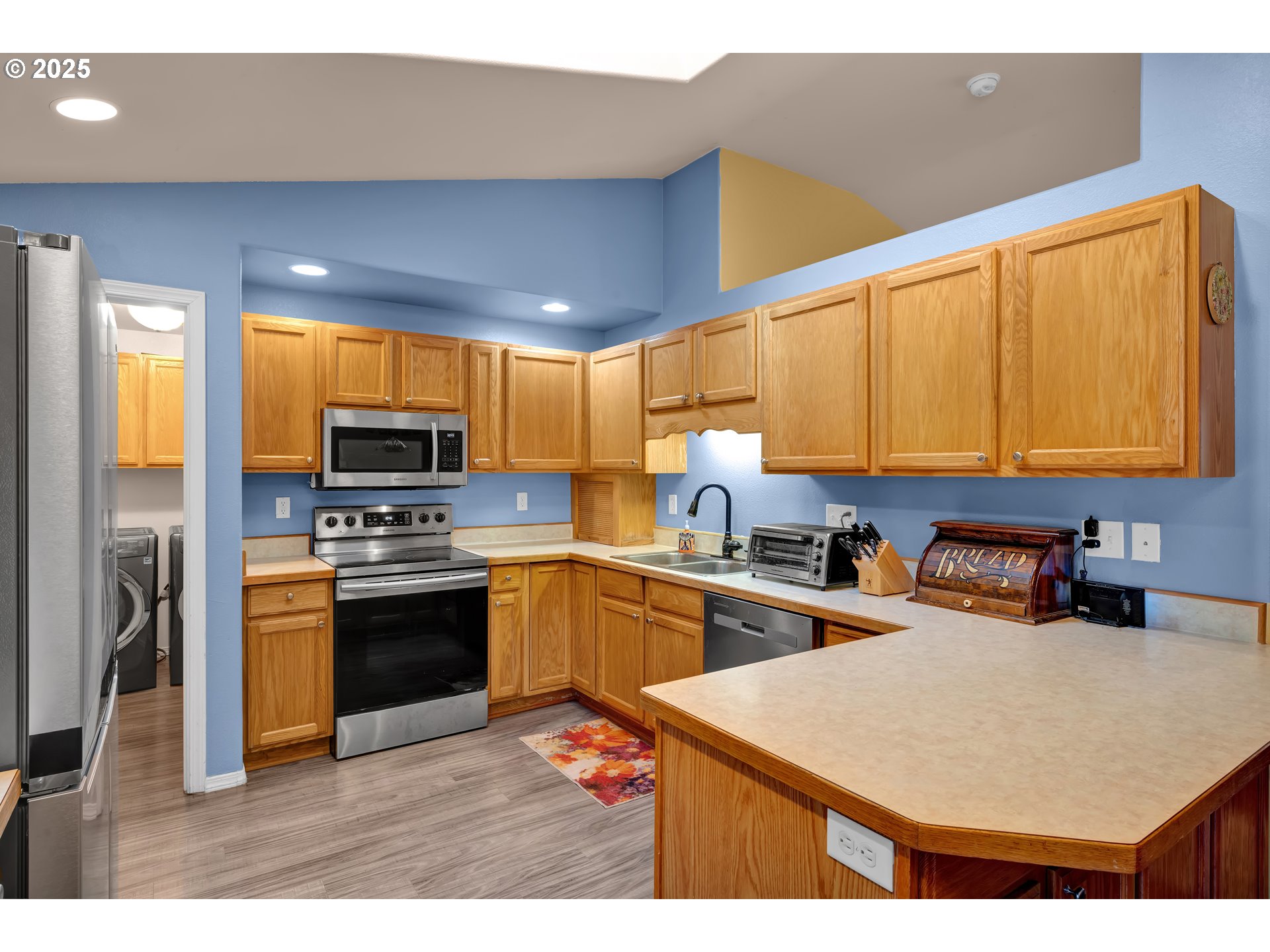 122 Park Village Loop Florence, OR 97439 - Photo 11 of 42