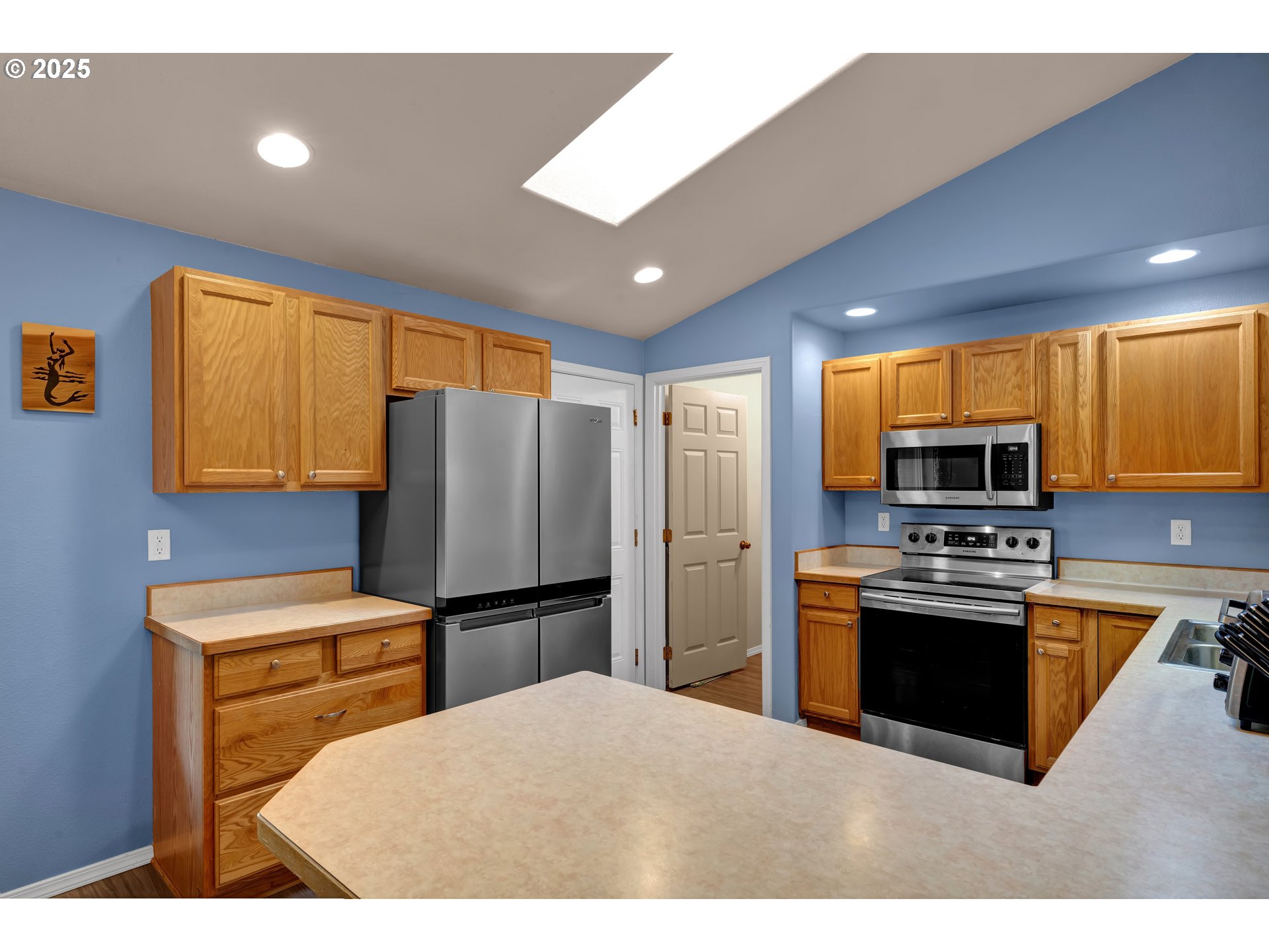 122 Park Village Loop Florence, OR 97439 - Photo 12 of 42