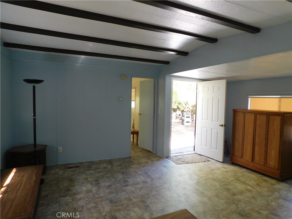 45985 Cottonwood Road Newberry Springs, CA 92365 - Photo 49 of 67 a view of an empty room