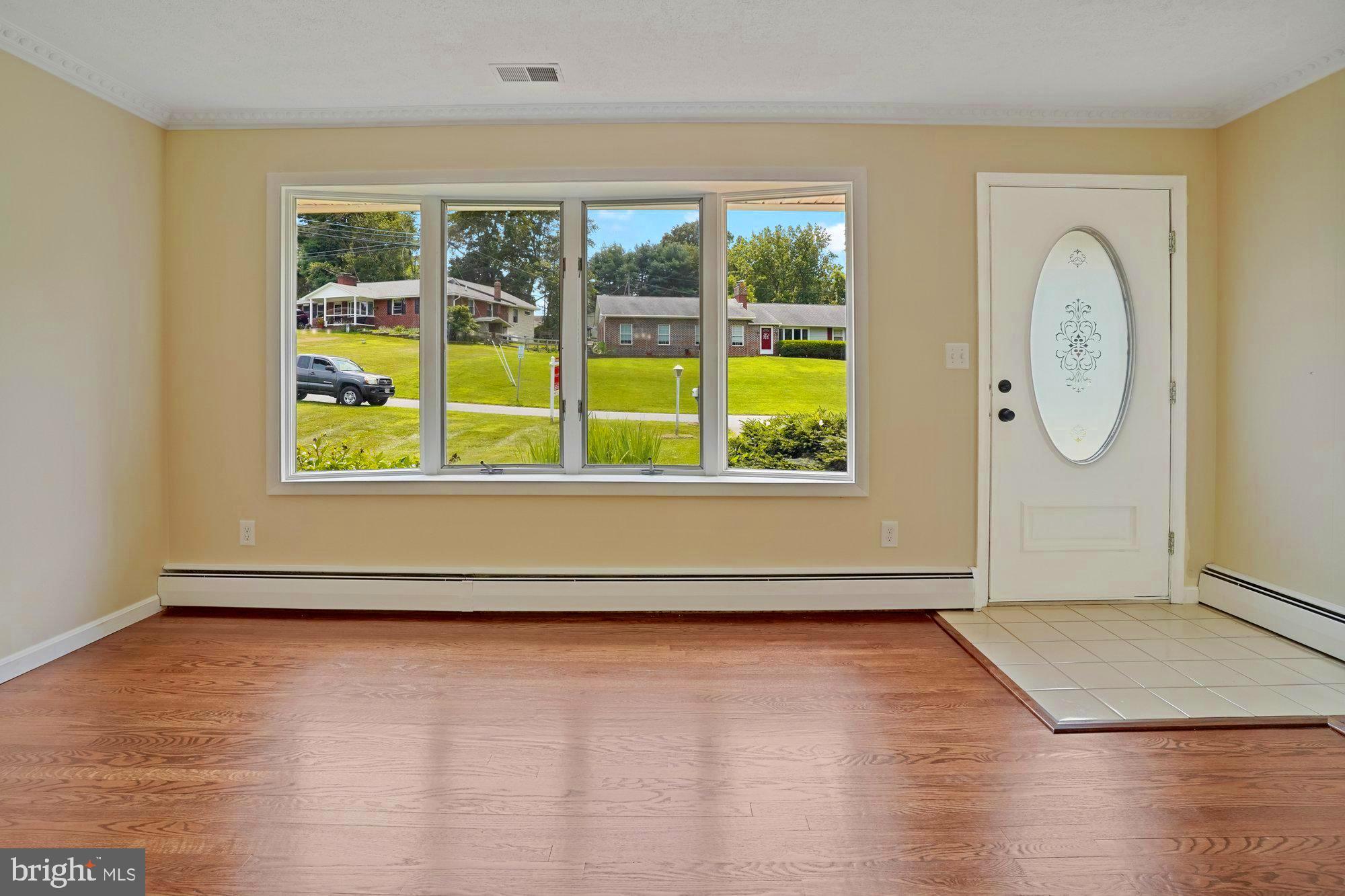 1309 Murgatroyd Road Fallston, MD 21047 - Photo 5 of 28