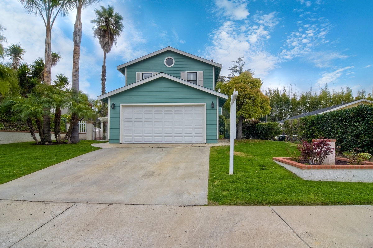 1845 Lodgepole Road San Marcos, CA 92078 - Photo 2 of 25