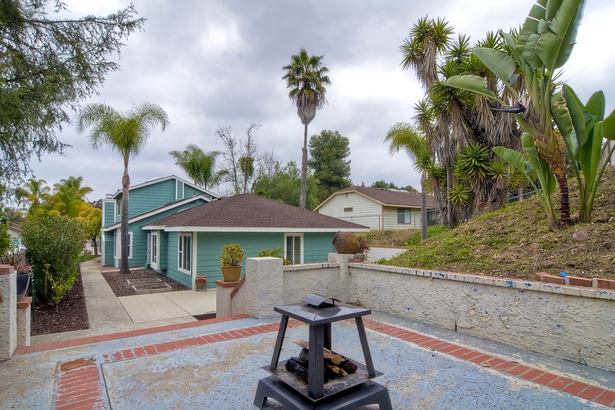 1845 Lodgepole Road San Marcos, CA 92078 - Photo 23 of 25 Upper level view from back yard.