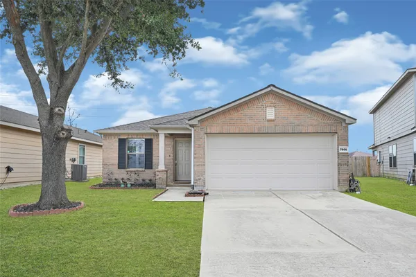$258,900 | 7906 Yaupon View Drive, Cypress, TX 77433