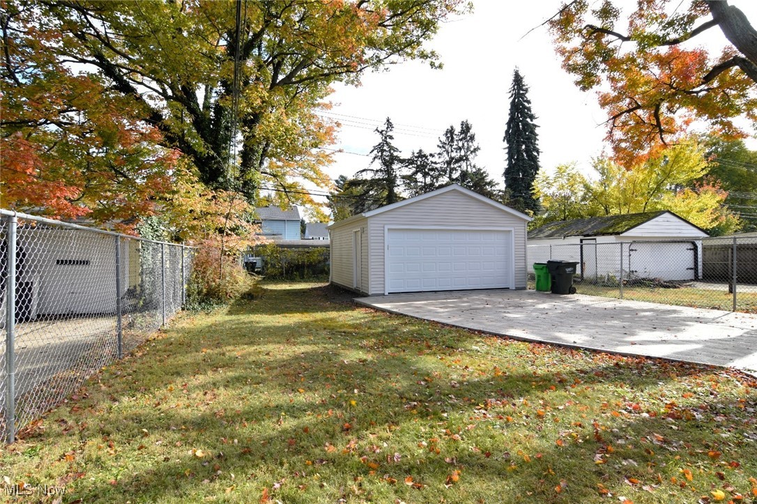 1105 Winston Road Cleveland, OH 44121 - Photo 18 of 20 Gallery Image 18