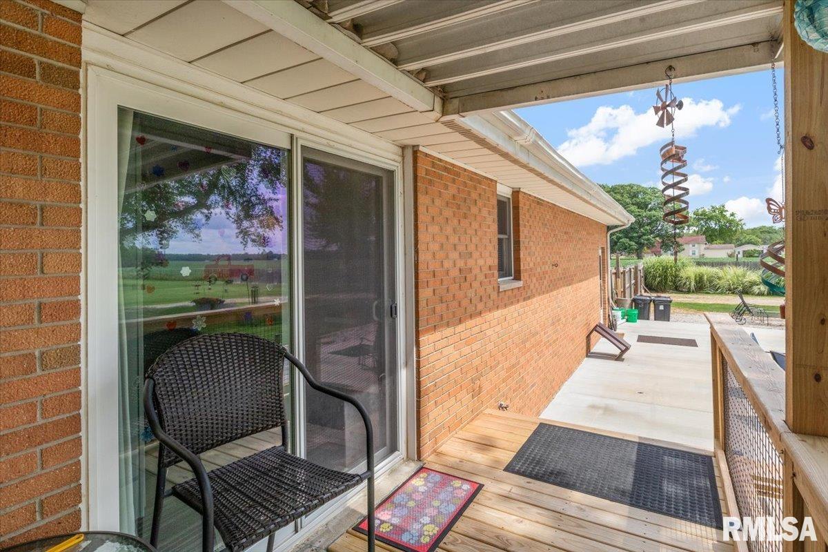 9810 Bell Fountain Road Dawson, IL 62520 - Photo 31 of 39 Gallery Image 31