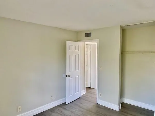 $2,100 | 605 Southwest 1st Court, Boynton Beach, FL 33435